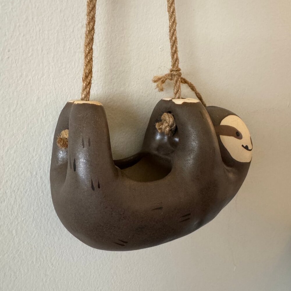 Ceramic Hanging Sloth Planter Pot with Jute Rope in Brown NWT - Picture 8 of 10